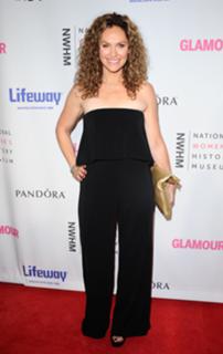 Amy Brenneman feet photo thumbnail