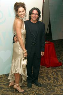 Amy Brenneman feet photo thumbnail