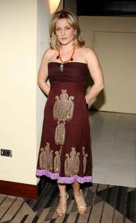 Amy Carlson feet photo 4