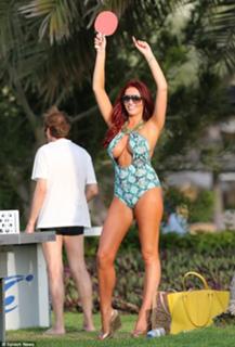 Amy Childs feet photo thumbnail