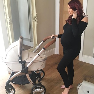 Amy Childs feet photo thumbnail
