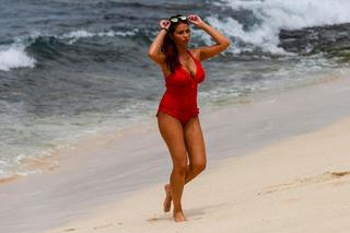 Amy Childs feet photo thumbnail