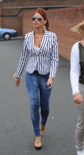 Amy Childs feet photo thumbnail