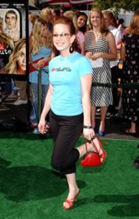 Amy Davidson feet photo thumbnail