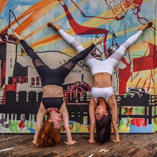 Amy Davidson feet photo thumbnail