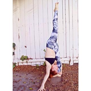 Amy Davidson feet photo thumbnail
