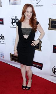 Amy Davidson feet photo thumbnail