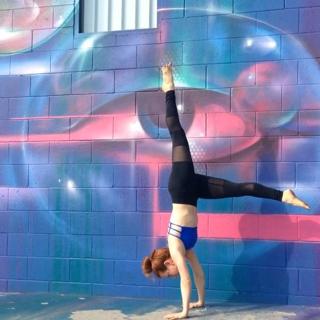 Amy Davidson feet photo thumbnail