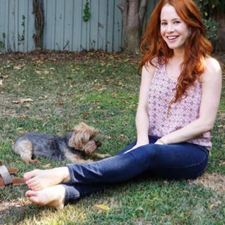 Amy Davidson feet photo thumbnail