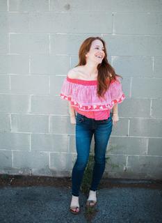 Amy Davidson feet photo thumbnail