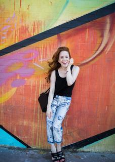 Amy Davidson feet photo thumbnail