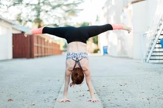 Amy Davidson feet photo thumbnail