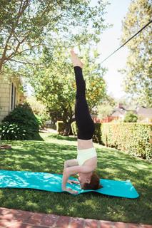 Amy Davidson feet photo thumbnail