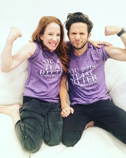 Amy Davidson feet photo thumbnail