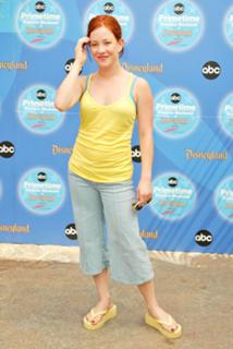 Amy Davidson feet photo thumbnail