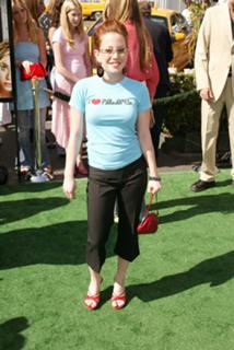 Amy Davidson feet photo thumbnail