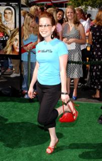Amy Davidson feet photo thumbnail