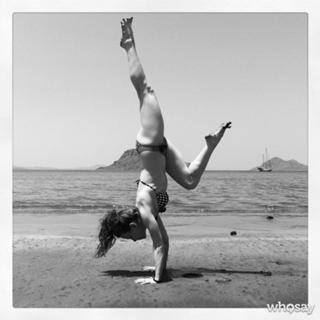 Amy Davidson feet photo thumbnail