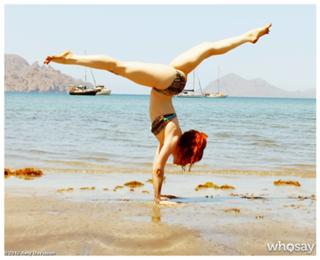Amy Davidson feet photo thumbnail