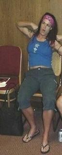 Amy Dumas feet photo thumbnail