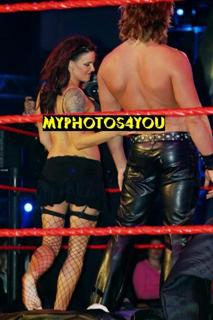 Amy Dumas feet photo thumbnail