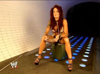Amy Dumas feet photo thumbnail
