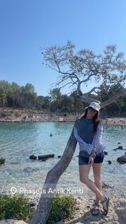 Amy Dumas feet photo thumbnail