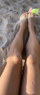 Amy Earnhardt feet photo 11