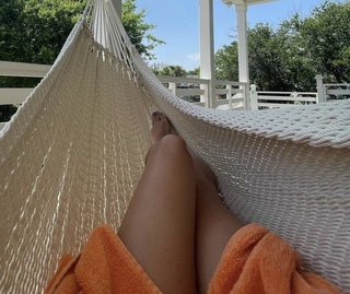 Amy Earnhardt feet photo 14