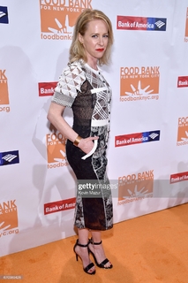 Amy Hargreaves feet photo 8