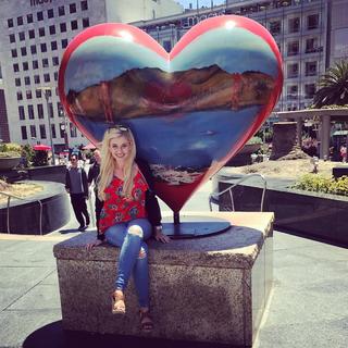 Amy Hart feet photo 6