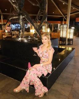 Amy Hart feet photo 16