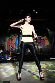 Amy Heidemann feet photo 17