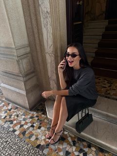 Amy Jackson feet photo 2