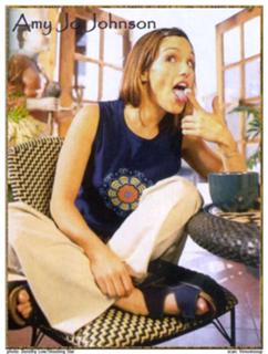 Amy Jo Johnson feet photo thumbnail