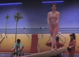 Amy Jo Johnson feet photo thumbnail