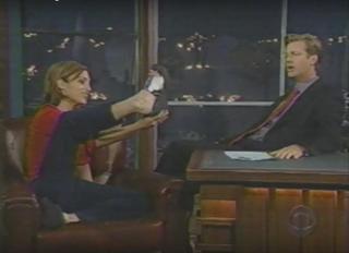Amy Jo Johnson feet photo thumbnail