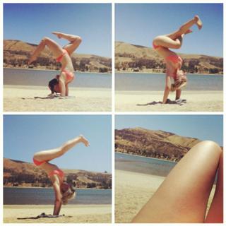 Amy Johnston feet photo 3