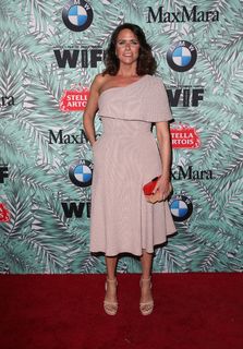 Amy Landecker feet photo 8