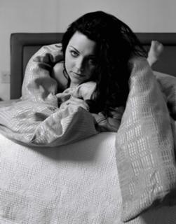 Amy Lee feet photo thumbnail