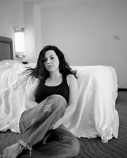 Amy Lee feet photo thumbnail