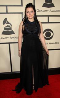 Amy Lee feet photo thumbnail