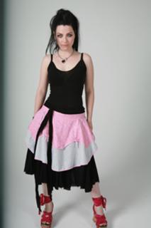 Amy Lee feet photo thumbnail