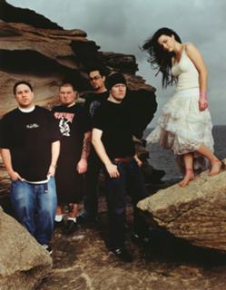 Amy Lee feet photo thumbnail