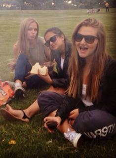 Amy-Leigh Hickman feet photo 1