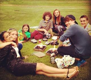 Amy-Leigh Hickman feet photo 7