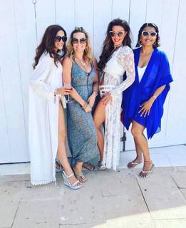 Amy-Leigh Hickman feet photo 3