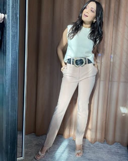 Amy-Leigh Hickman feet photo 11