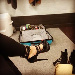 Amy Macdonald feet photo thumbnail