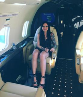 Amy Macdonald feet photo thumbnail